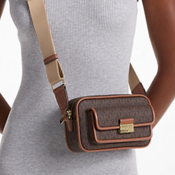 Michael Kors Handbags - Michael Kors Bradshaw Extra-Small Metallic Signature Logo Camera Crossbody Bag